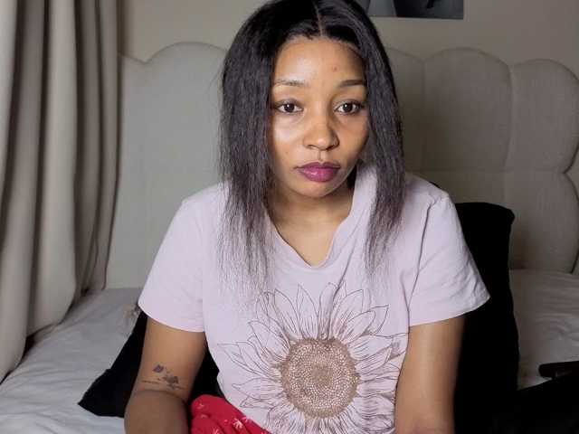 Ebonycutelyn live cam on BongaCams