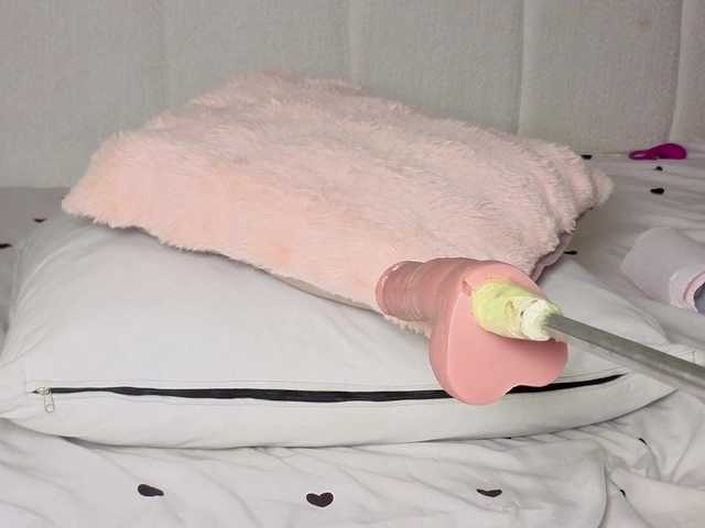 Ebonycutelyn's BongaCams show and profile