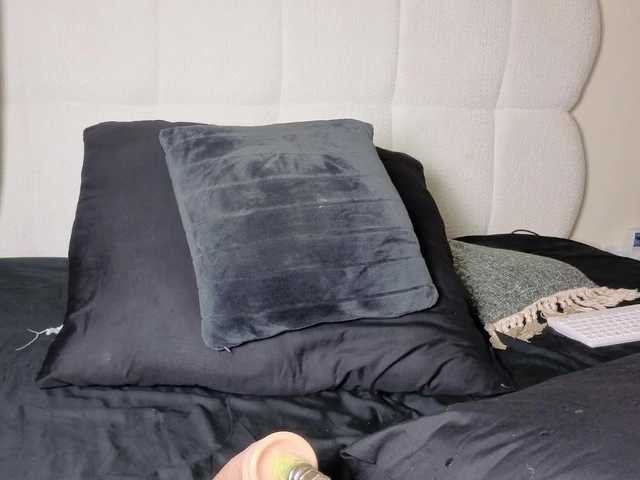 Ebonycutelyn live cam on BongaCams