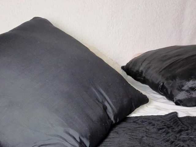 Ebonycutelyn live cam on BongaCams