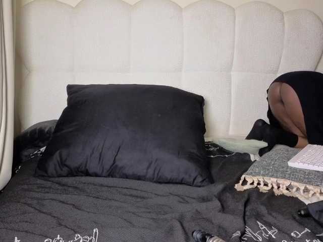 Ebonycutelyn live cam on BongaCams