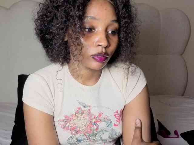 Ebonycutelyn webcam