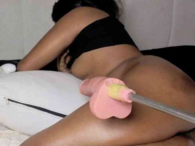 Ebonycutelyn webcam