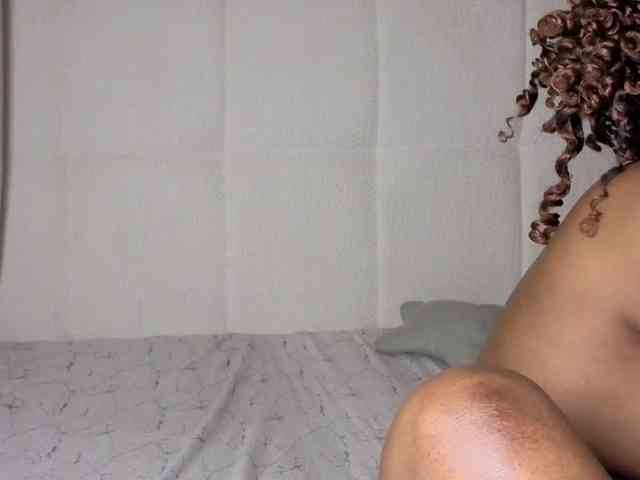 Ebonycutelyn