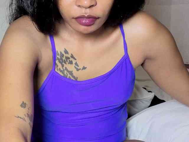 Ebonycutelyn webcam
