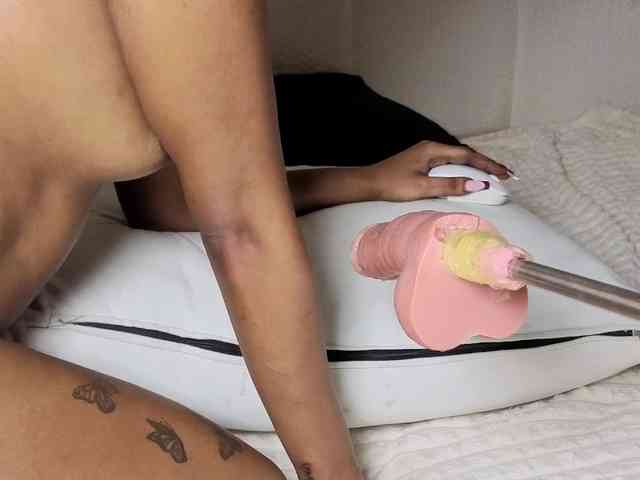 Ebonycutelyn webcam