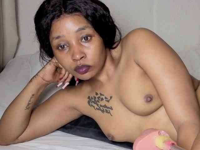 Ebonycutelyn webcam