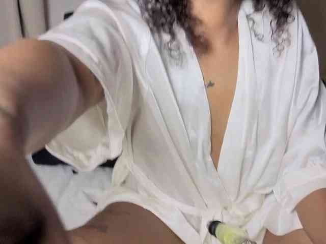 Ebonycutelyn webcam