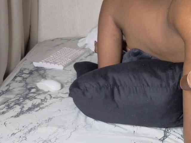 Ebonycutelyn webcam