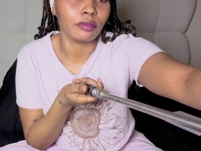 Ebonycutelyn webcam