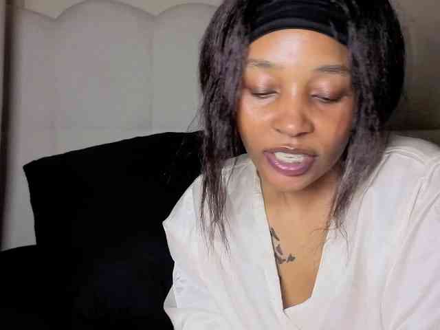 Ebonycutelyn webcam