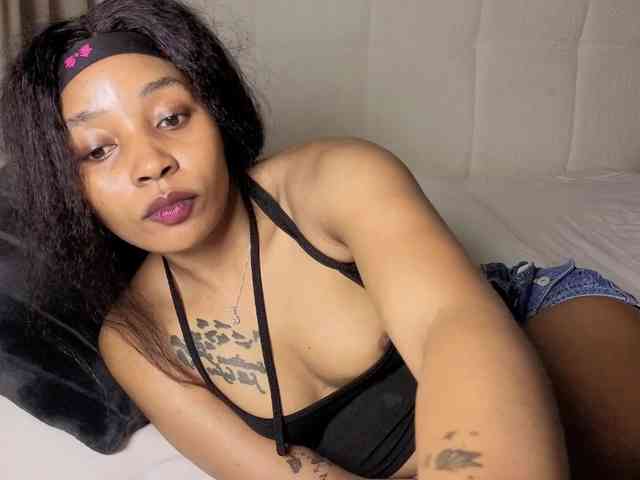 Ebonycutelyn
