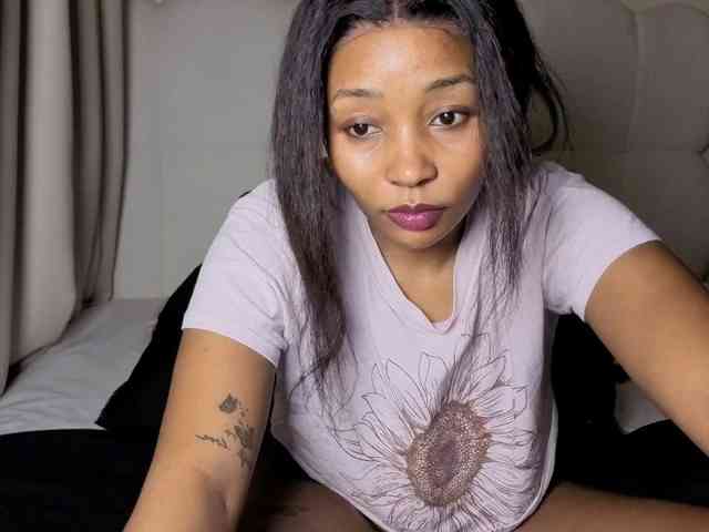 Ebonycutelyn