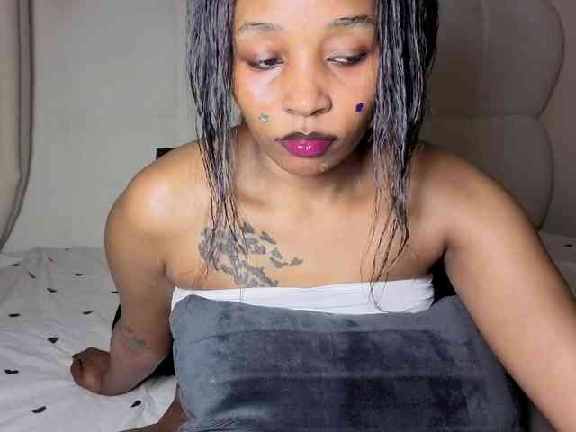Ebonycutelyn webcam