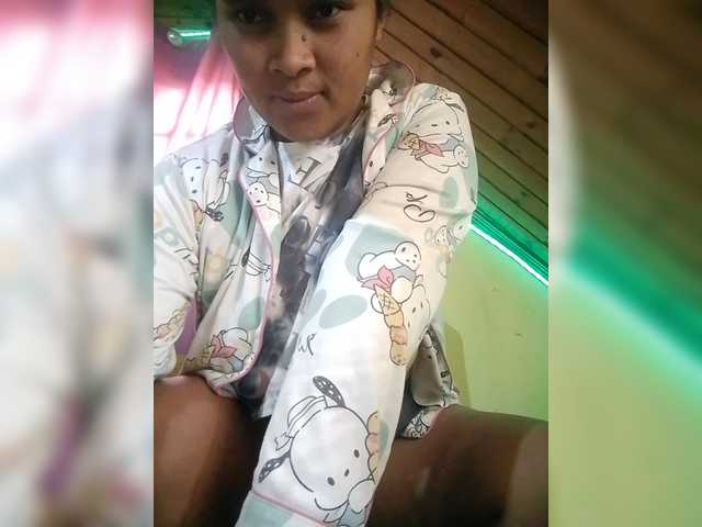 ohana-3 live cam on BongaCams
