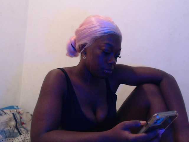 KeilySofia live cam on BongaCams