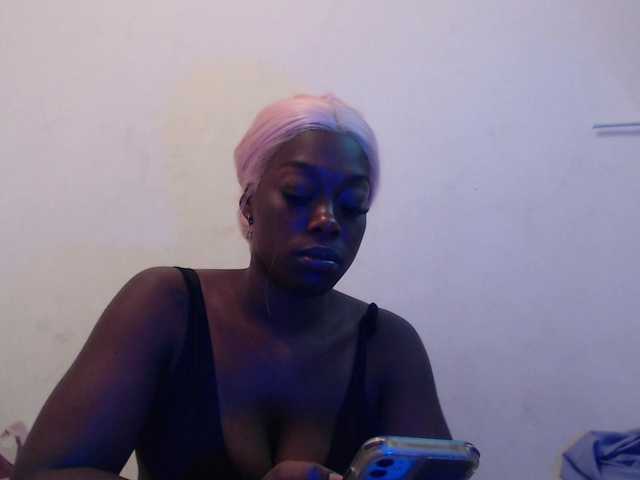 KeilySofia live cam on BongaCams