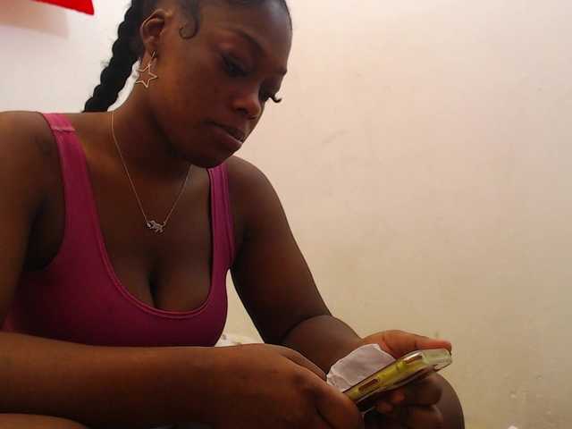 KeilySofia live cam on BongaCams