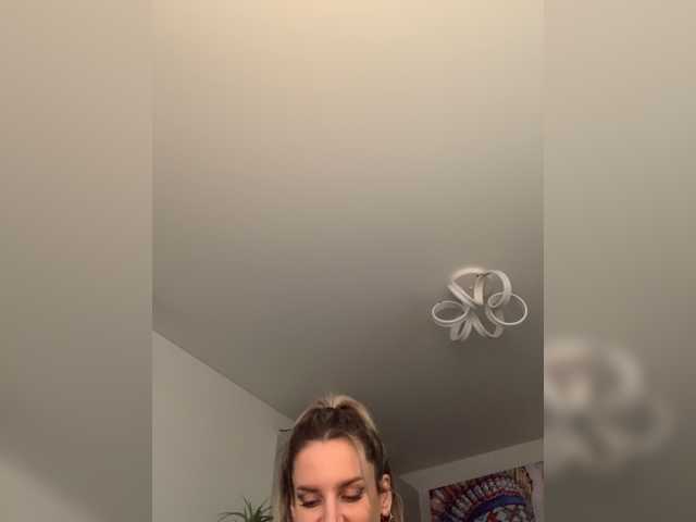 Stasya-moor live cam on BongaCams