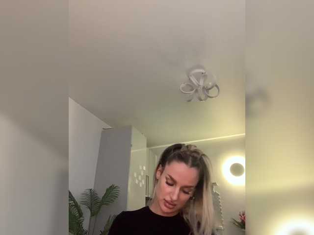 Stasya-moor live cam on BongaCams