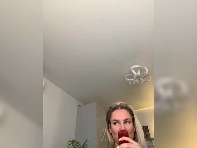 Stasya-moor live cam on BongaCams