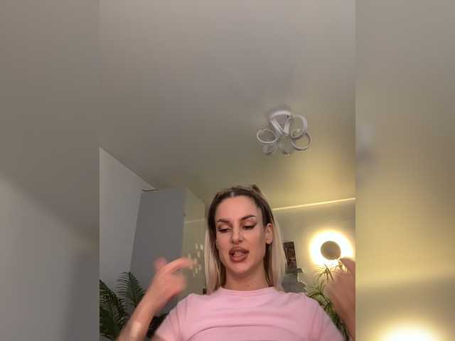 Stasya-moor live webcam show