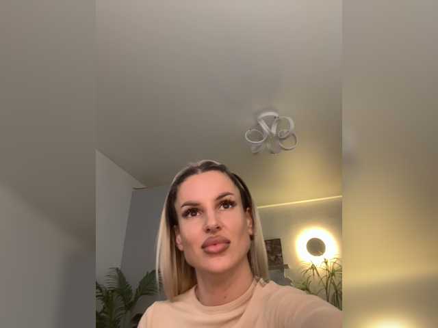 Stasya-moor live webcam show