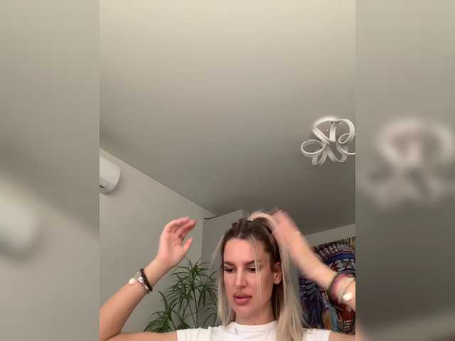 Stasya-moor live cam on BongaCams