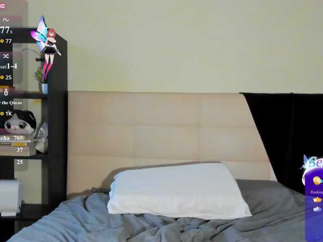 Tune-Godness live cam on BongaCams