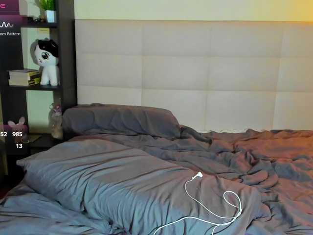 Tune-Godness live cam on BongaCams