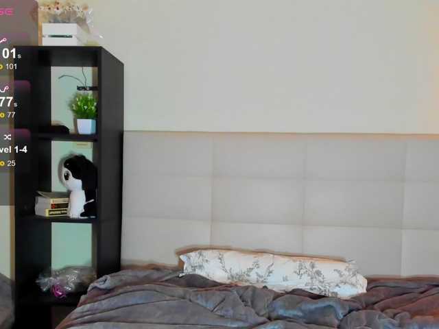 Tune-Godness live cam on BongaCams
