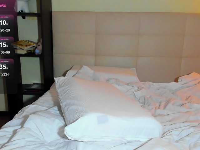 Tune-Godness live cam on BongaCams
