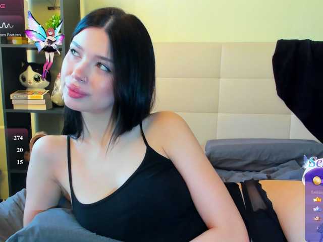 Tune-Godness live cam on BongaCams