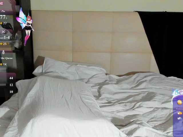 Tune-Godness live cam on BongaCams