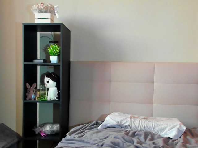 Tune-Godness live cam on BongaCams