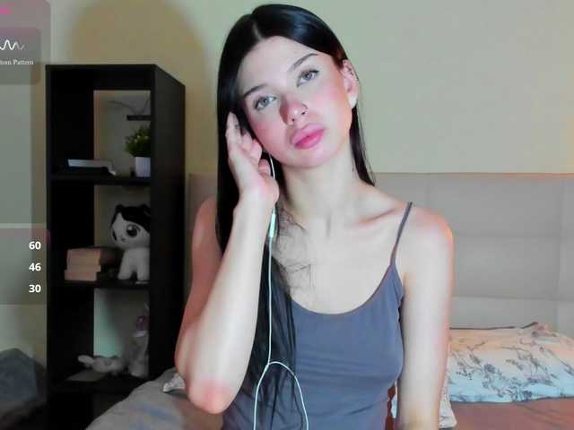 Tune-Godness live cam on BongaCams