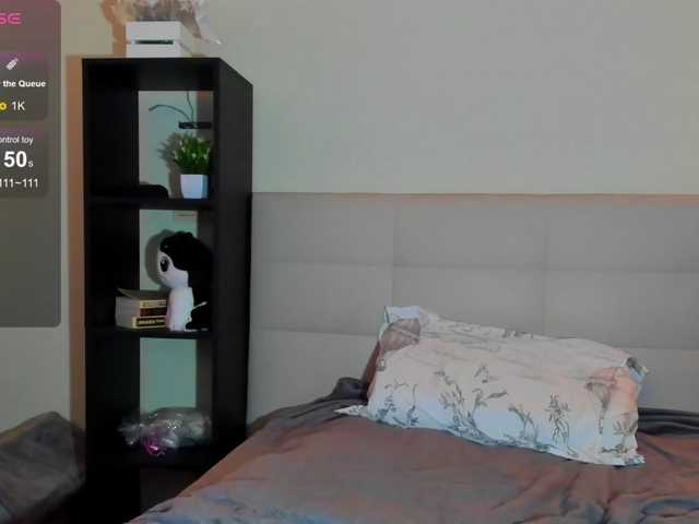 Tune-Godness live cam on BongaCams