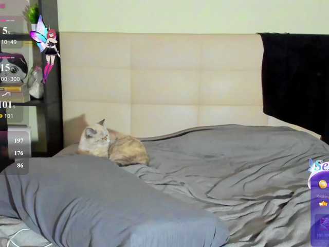 SilasCoraline live cam preview