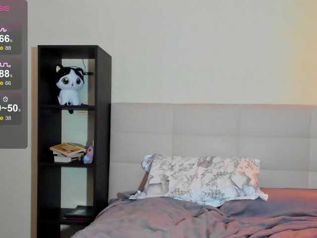 Tune-Godness live cam on BongaCams