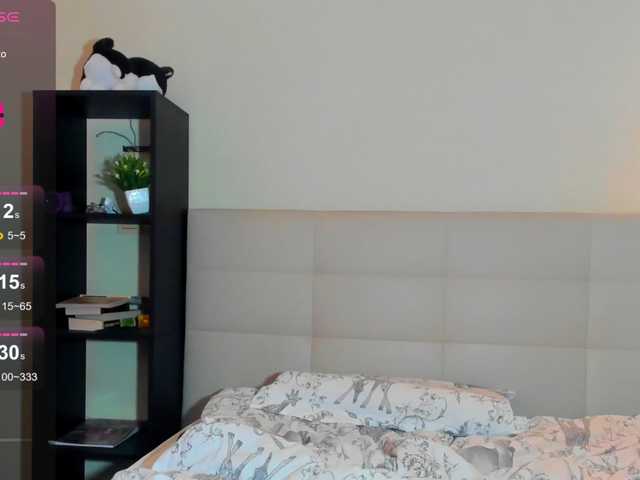 Tune-Godness live cam on BongaCams