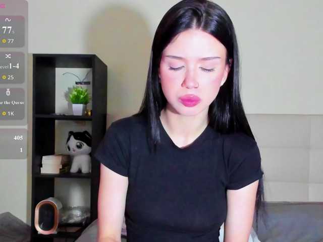 Tune-Godness live cam on BongaCams