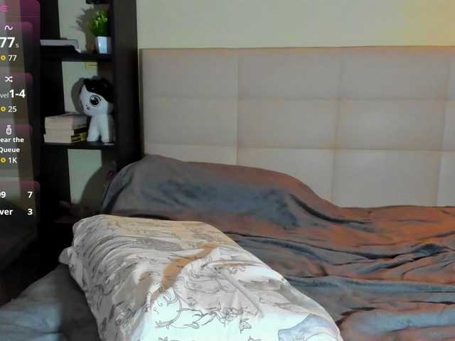 Tune-Godness live cam on BongaCams