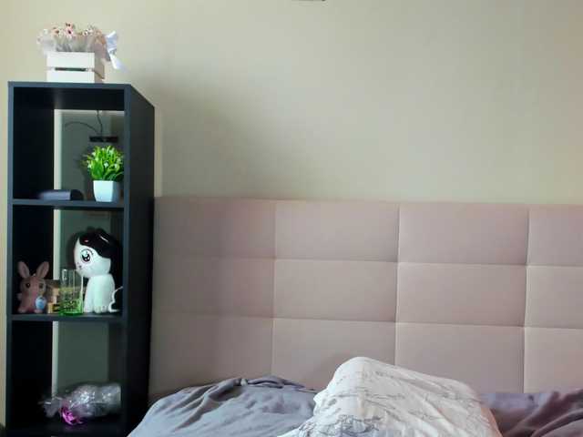 Tune-Godness live cam on BongaCams