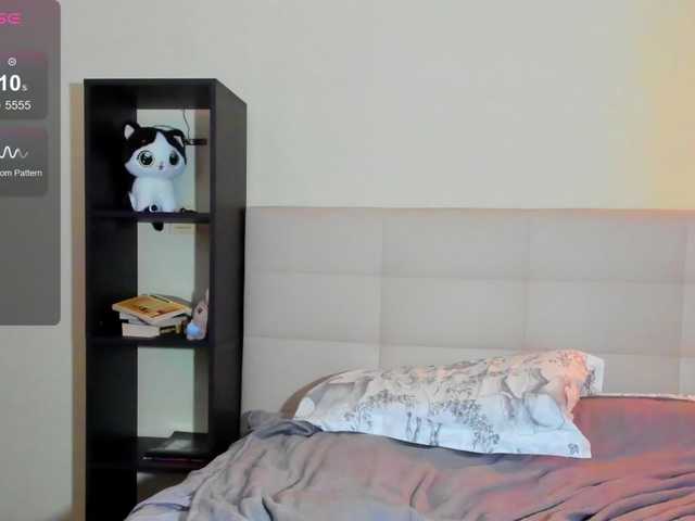 Tune-Godness live cam on BongaCams