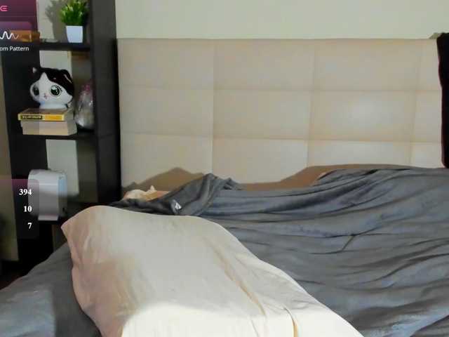 Tune-Godness live cam on BongaCams