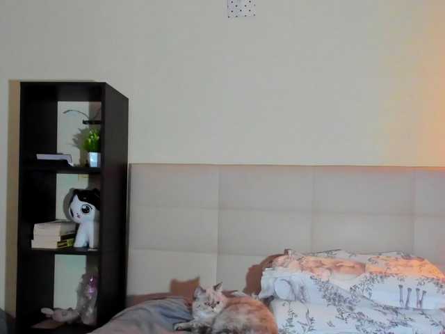 Tune-Godness live cam on BongaCams