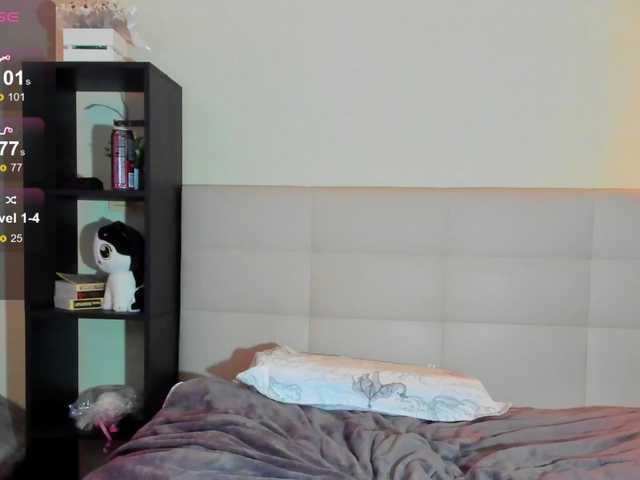 Tune-Godness live cam on BongaCams