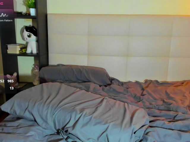 Tune-Godness live cam on BongaCams