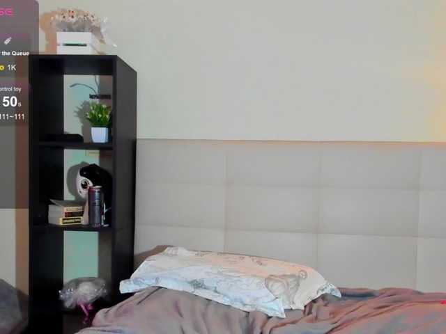 Tune-Godness live cam on BongaCams