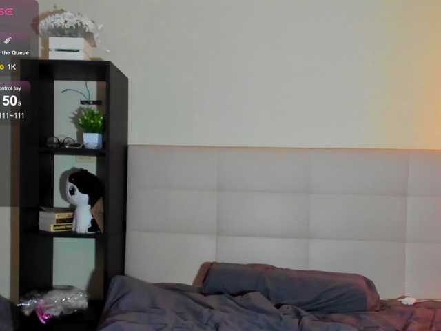 Tune-Godness live cam on BongaCams